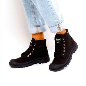 Palladium Pampa Hi Black Canvas Sneaker Boot 9